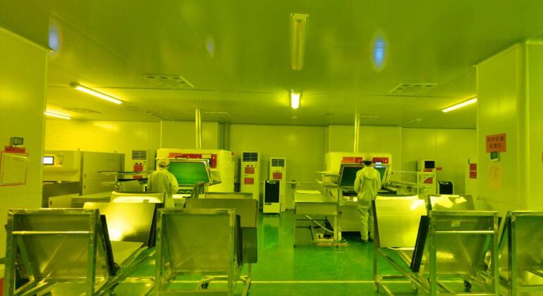 product-Rocket PCB-Double Sided PCB prototyping FR4 2-layer PCB fast turn-img